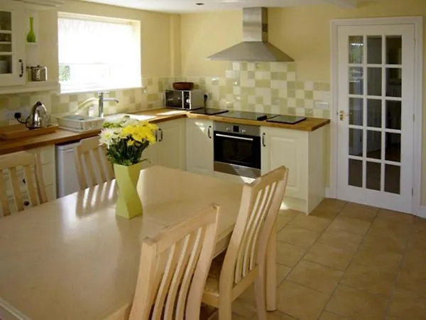 Manor Cottage
